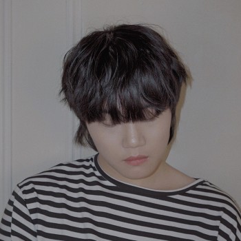 VIVAN (비반)